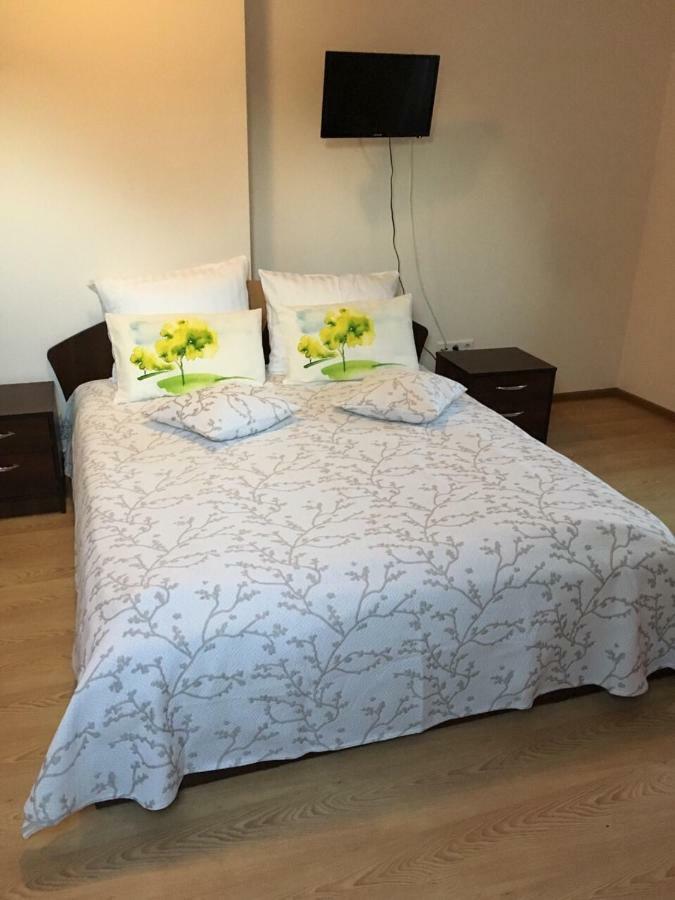 Apartment Renata Laure *