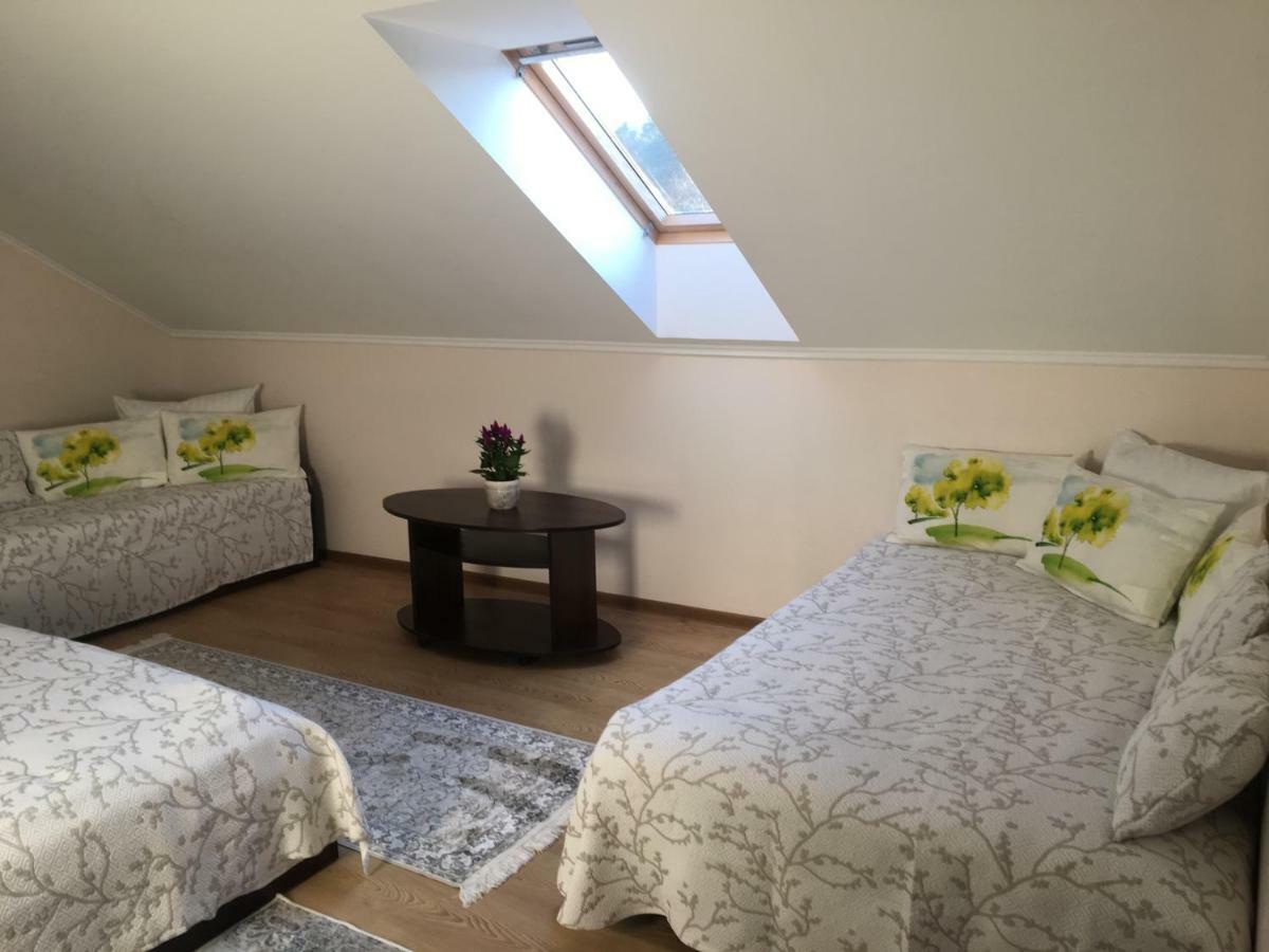 Apartment Renata Laure *
